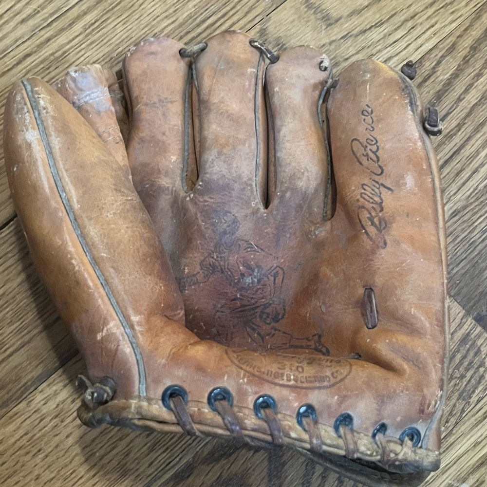 Vintage J C Higgins model 310 Sears Roebuck Co baseball glove